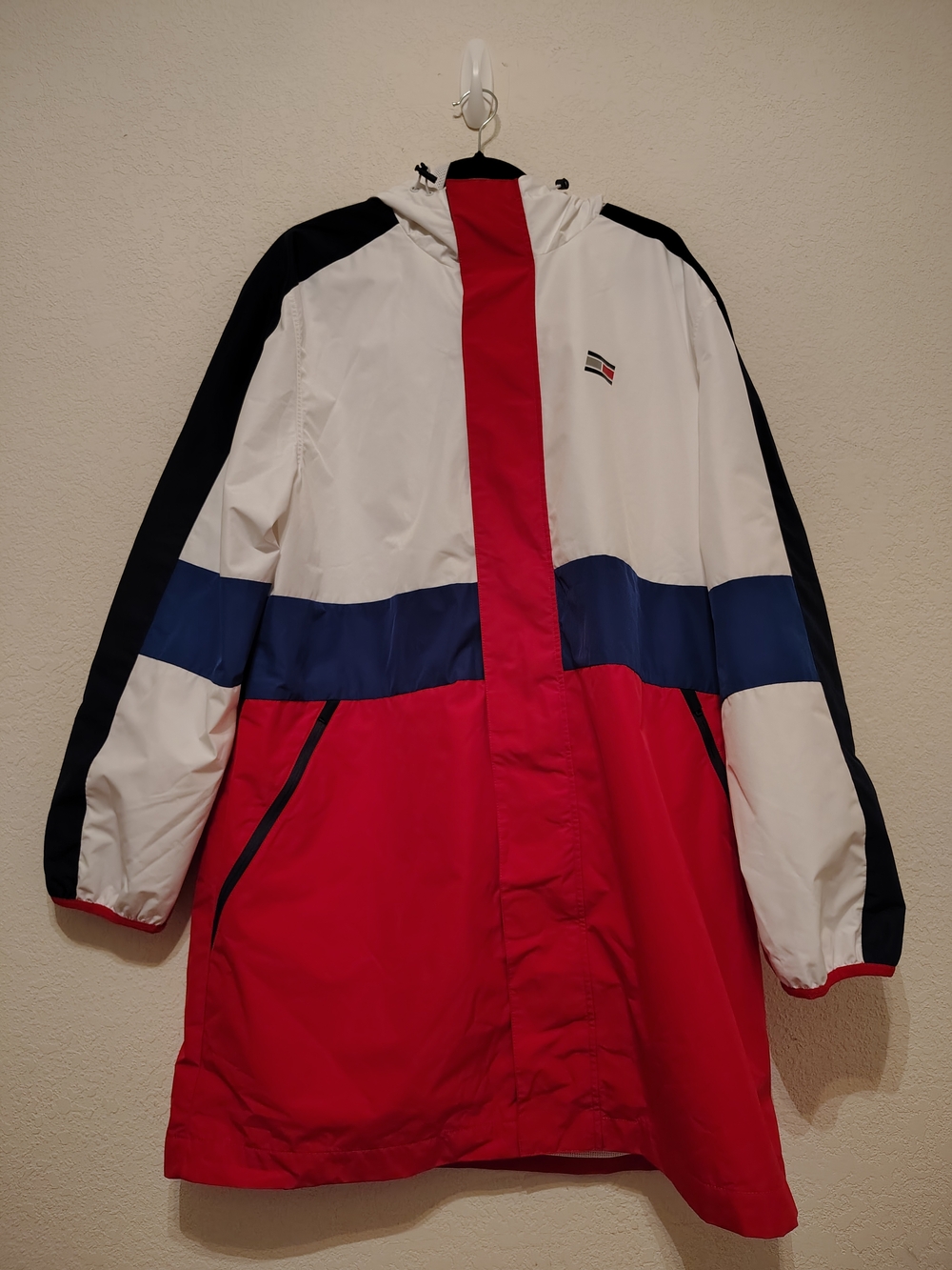 Tommy Hilfiger Sport Men's L Full-Zip Long Windbreaker Rain/Stadium Jacket